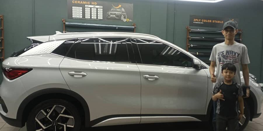 Satisficed Tinted Customer