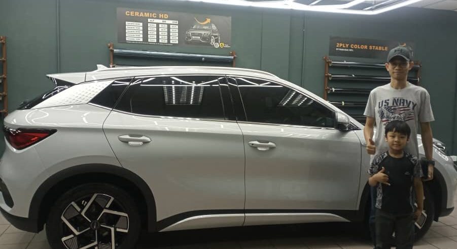 Satisficed Tinted Customer